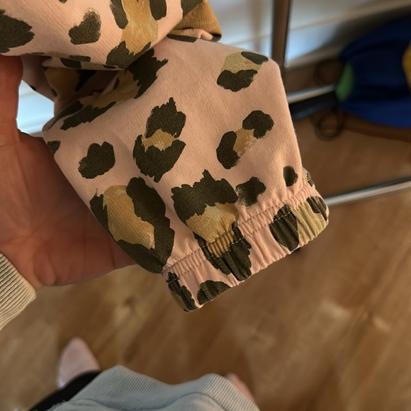 Show me your mumu cropped hoodie - Picture 3 of 4